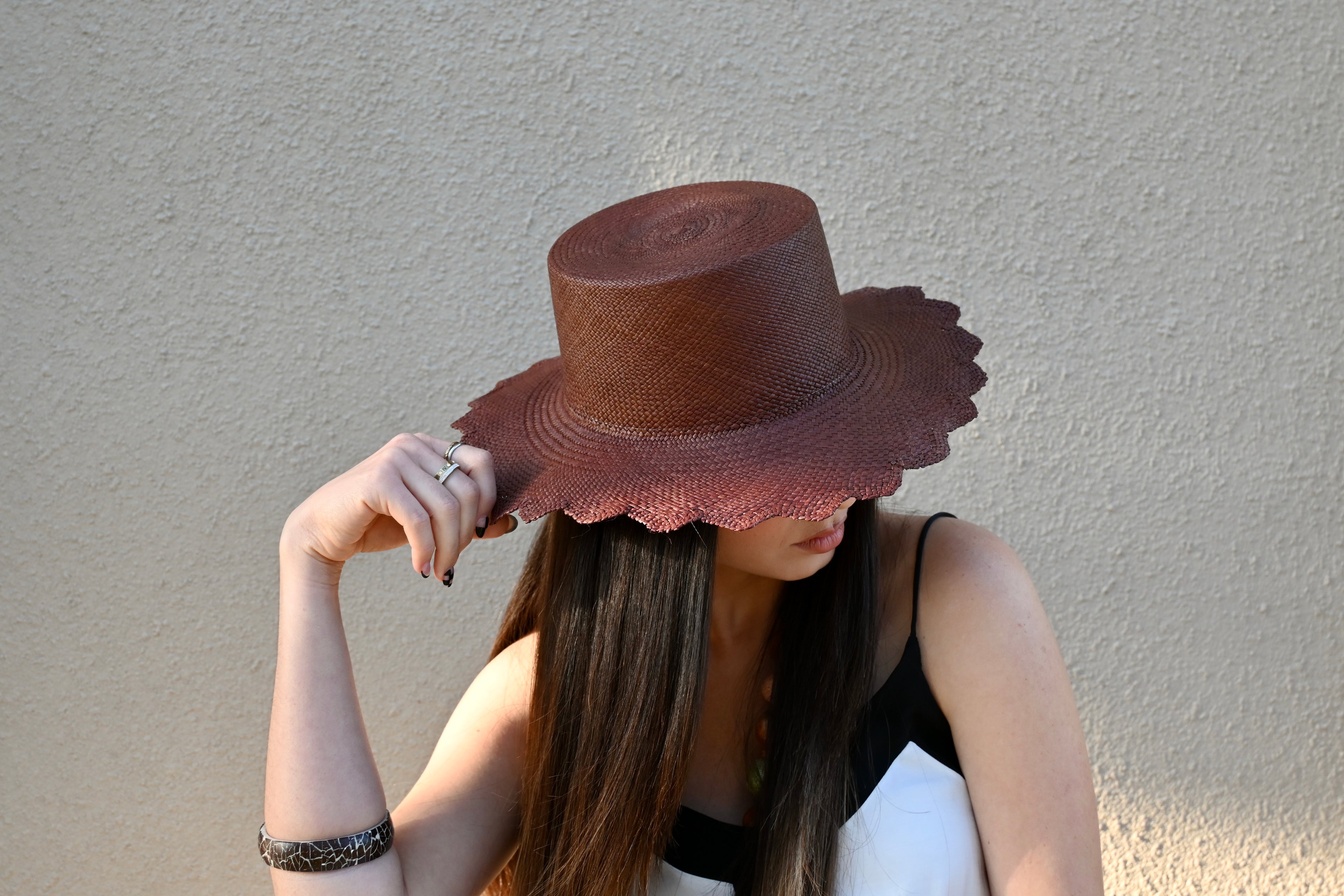 Cordovan Scalloped in Chocolate