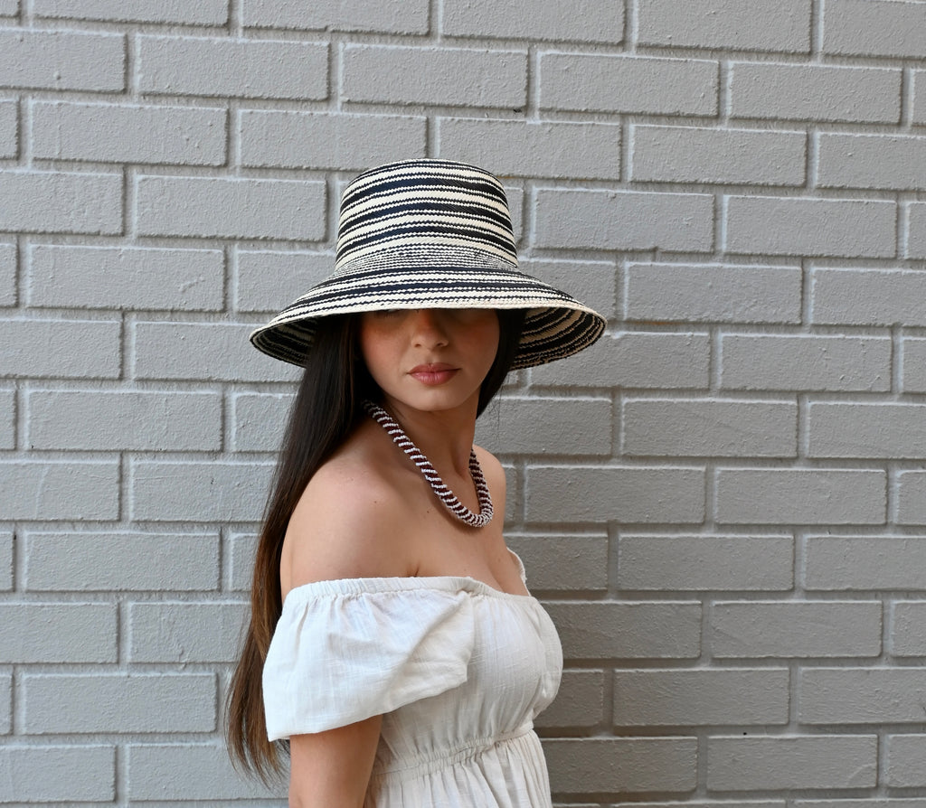 St. Tropez Bucket Black Stripe