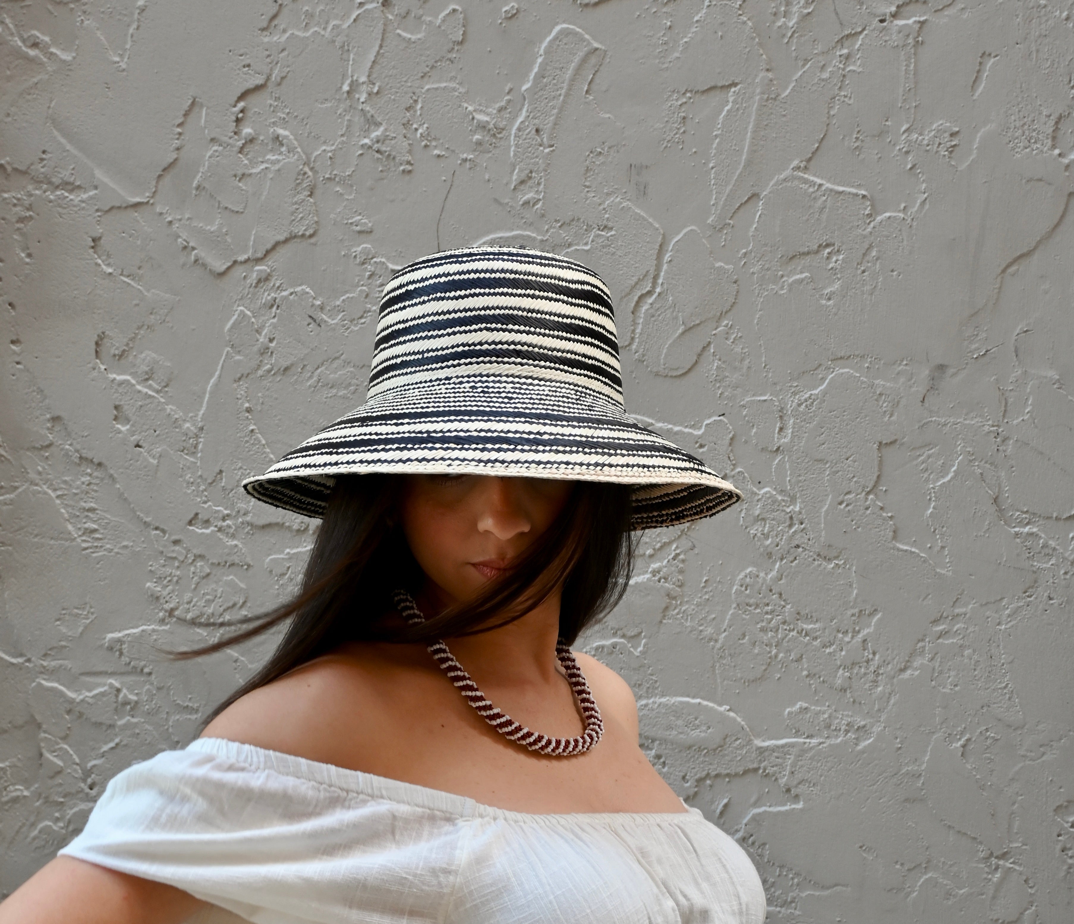 St. Tropez Bucket Black Stripe